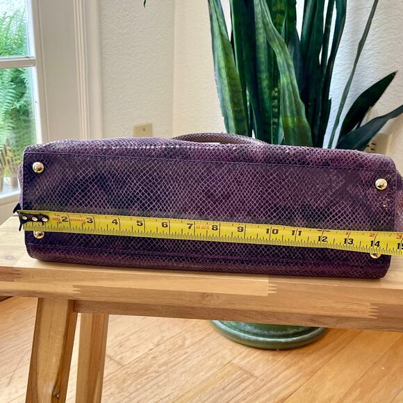 Michael Kors Hamilton Leather Purse Purple Snake Print Gold Chain - Picture 14 of 16